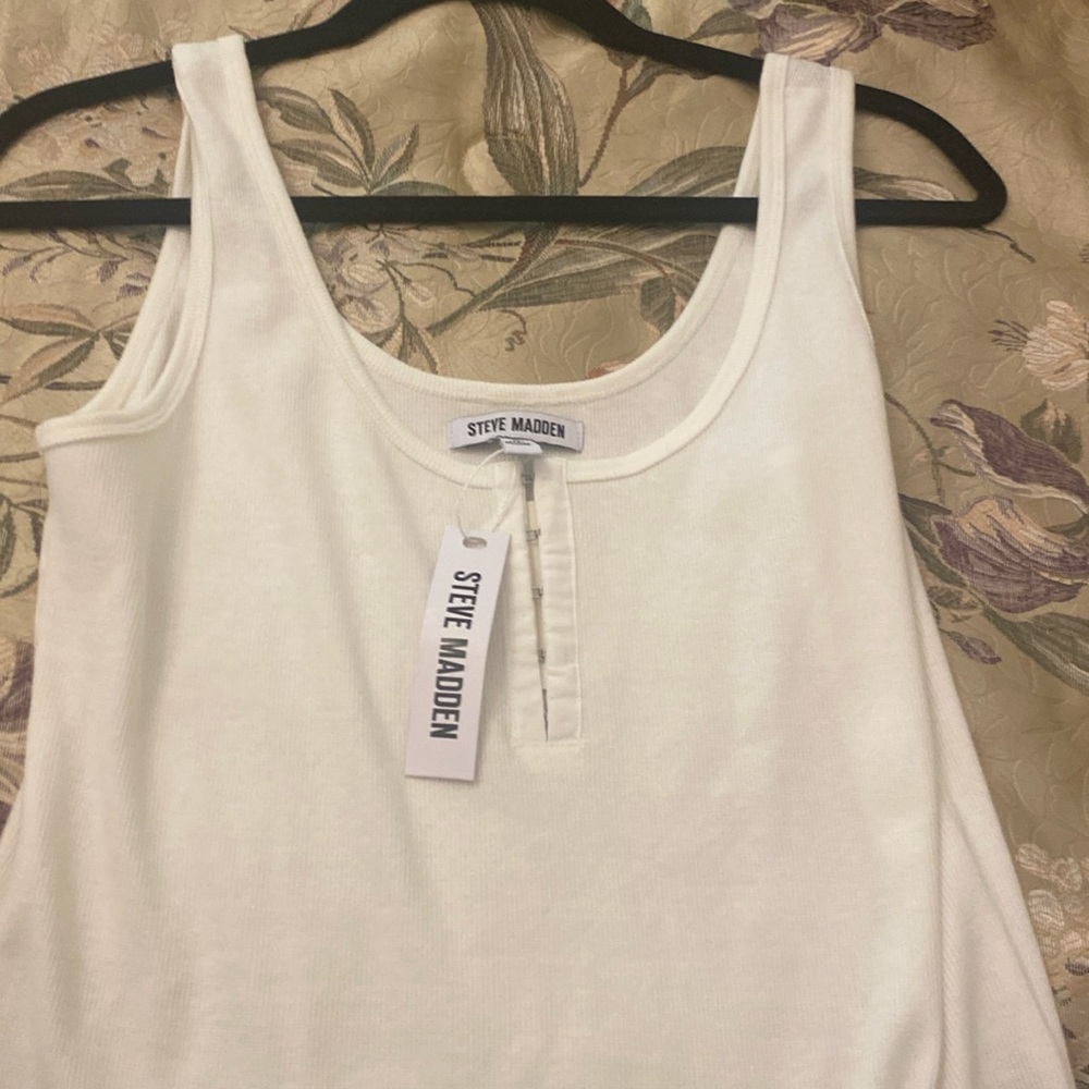 Steve Madden- Hook and Eye Bodysuit